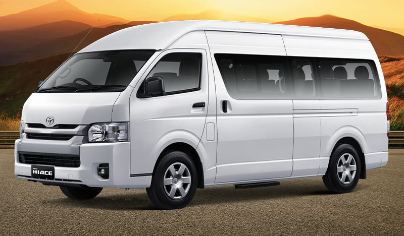 Toyota Hiace Commuter 1